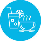 温かいコーヒーや冷たいジュースのご提供