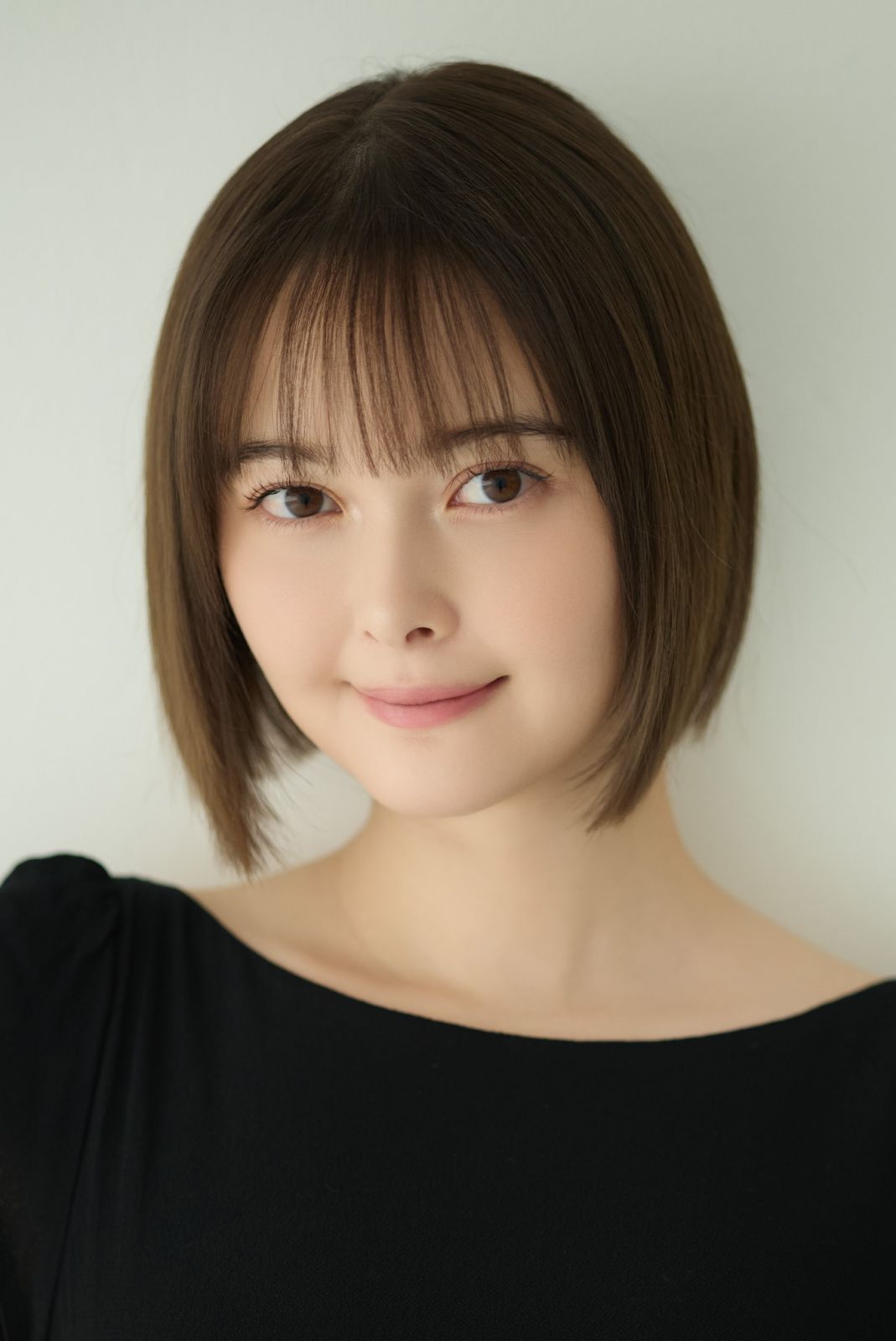 玉城ティナさんの紹介画像